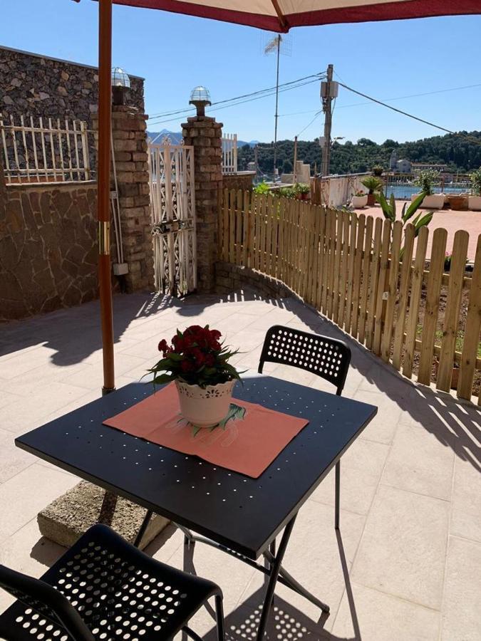 La Casa Di Allegra, Monolocale A Le Grazie - Comune Di Portovenere Bagian luar foto